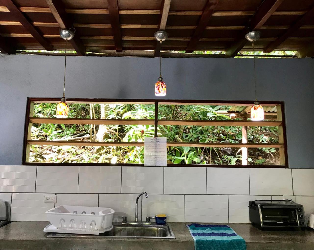Luz En El Cielo Eco-B&B/Hostel モンテスマ エクステリア 写真